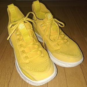 Under Armour Curry Flows